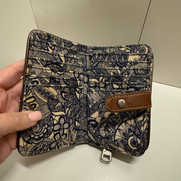 Sakroots Wallet Navy And White - Picture 6 of 6